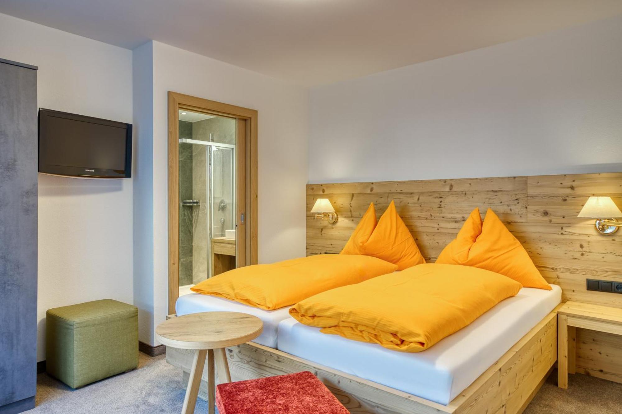 Alpenrose Tux Apartment Ngoại thất bức ảnh