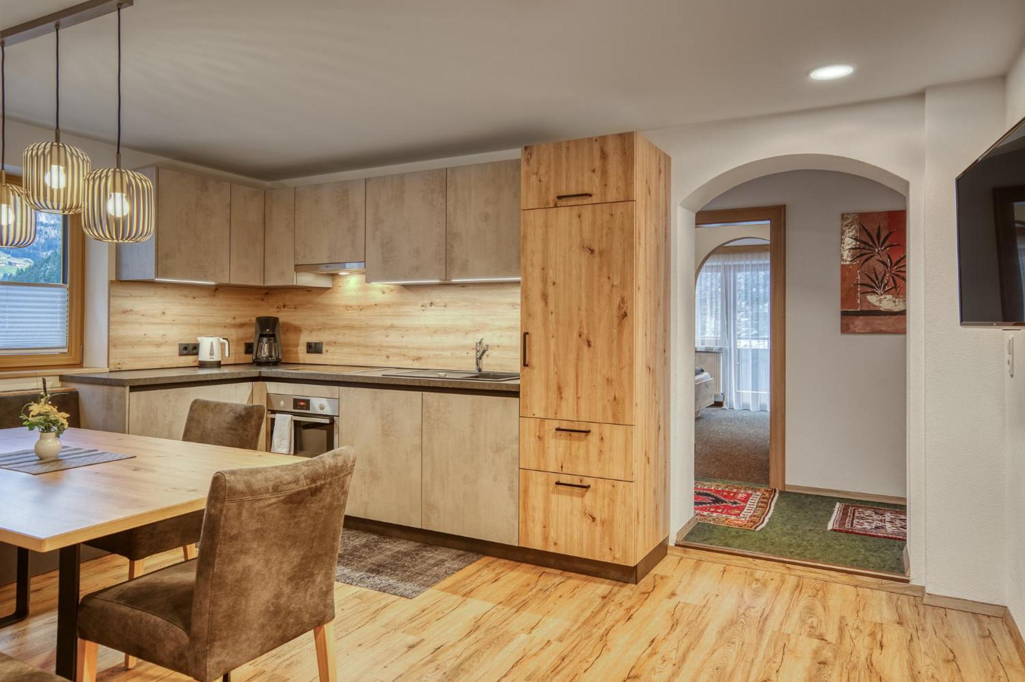 Alpenrose Tux Apartment Ngoại thất bức ảnh