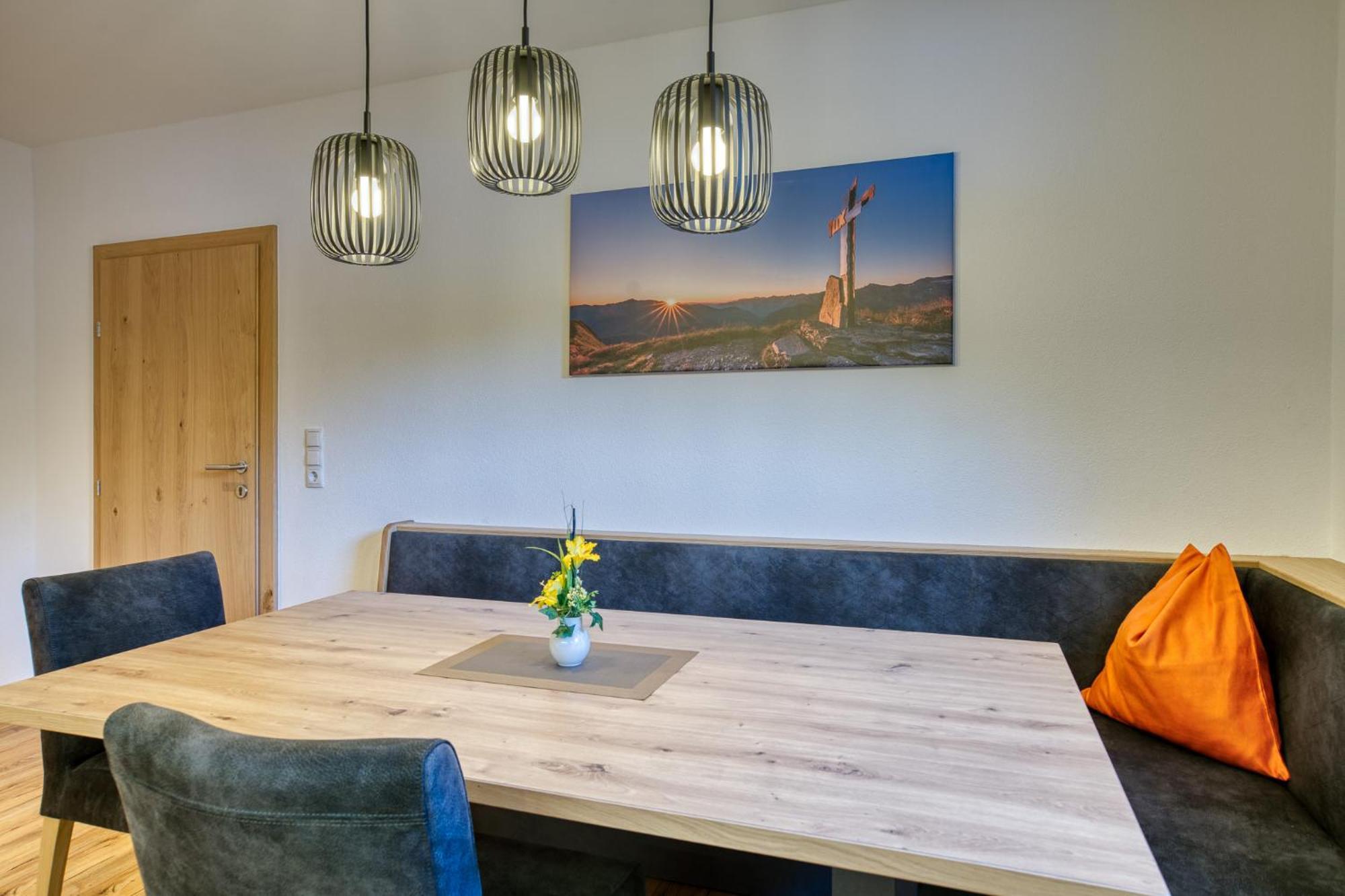 Alpenrose Tux Apartment Ngoại thất bức ảnh